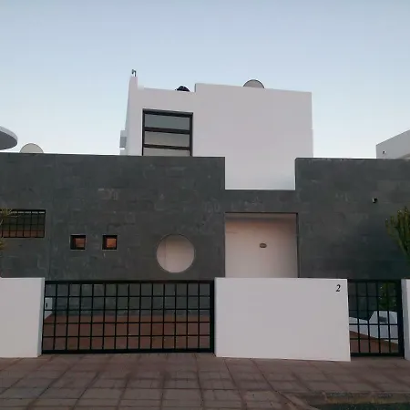 Casas Salitre, 2 *